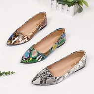 Women's Snakeskin Pattern Flat Shoes Elegant Point Toe Slip On Shoes Lightweight & Comfortable Women