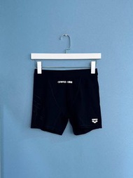 Arena男士平腳泳褲 size: 32