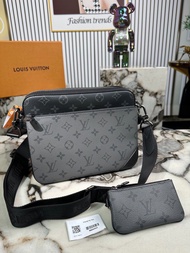 LV Men bag 三合一  斜孭袋 散紙包