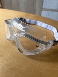 Nike swims 透明泳鏡