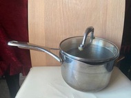 Meyer bowl with lid 美亞煲