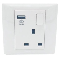 T&amp;J 1 Gang 13A Switched Socket with 2 Gang USB Power (2.1A) HB8513SUSB2