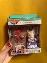 日本森林家族奶兔姐姐花店鮮花禮服套裝