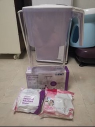 BWT 濾水壺和4個全新濾芯