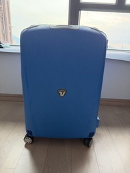 Roncato 25 inch premium high quality blue suitcase luggage made in Italy 25吋藍色 高品質行李箱 篋 意大利製造