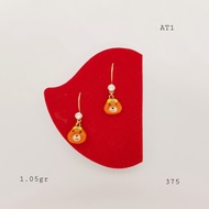 K375 Ubs Yt 33 Gold Wire Doll Earrings