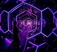 Amsterdam: AMAZE Immersive Light & Sound Experience