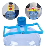Gallon lifting tool, gallon water lifting tool, gallon water lifting tool