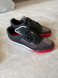 Decathlon 平底足球鞋