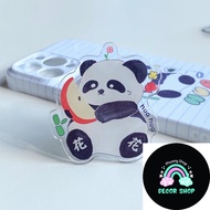 Griptok, Hoa Hoa panda phone holder holding apple