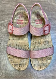 英國FitFlop™厚底涼鞋9號