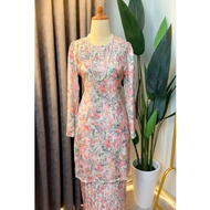 Baju Kurung Pleated Moden Alveria Kain Pleated | Hiasan manik | Satin Emboss | Raya 2025