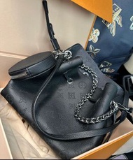 【24小時網站自助下單】現貨 🌸二手98% 新 LV Bella 月光女神黑銀小水桶 🌙 | 落單後約3-5個工作天寄出