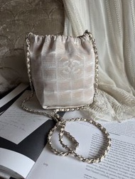 多年正版正貨商標  可免息分期  vintage chanel bucket bag 奶茶色 水桶袋 尼龍  袋 腋下包  斜咩袋  斜孭袋 斜咩袋 crossbody bag