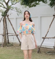 Minimal Set เชิ้ตแขนสั้น Cropเปิดไหล่ และ Dress Carmenae Set ราคาต่อ1ตัว