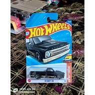 HOTWHEELS 67 CHEVY C10 (2025)