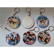 GANTUNGAN Freebies Collection of Round Keychains 1 side size 5.8cm Group Group Kpop/Freebies Keychai
