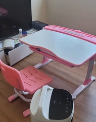 兒童學習桌 書枱連椅 清屋