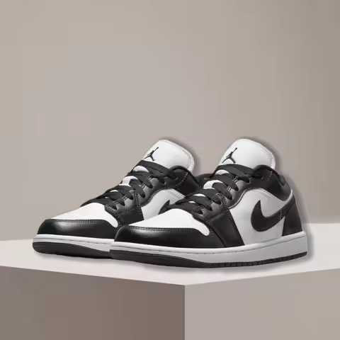 Nike AJ1 Air Jordan 1 “Panda” Unisex Sneakers - Iconic High Top Retro Casual Shoes DC0774-101