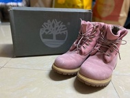 Timberland 粉紅反折靴