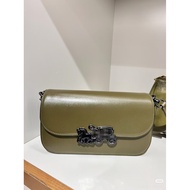 25 Harper Harper Harper Flip Carriage Logo Shoulder Bag Underarm Diagonal Simple Fashion All-Match B