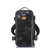 กระเป๋าเป้สะพายหลังหมวกกันน็อครถจักรยานยนต์กันน้ําสําหรับผู้ชายอินเทรนด์ INS Gym Travel Fitness Pack