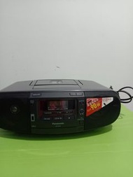 Panasonic. 國際牌手提CD/USB/收音機音響( Pls read carefully  the following  contents befor bidding the price or asking any questions.)