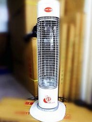 良將牌 定時碳素電暖器 LJ-901T 消耗功率：450W/920W 植絨護網 安全防燙-【便利網】