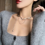 Butterfly pattern necklace with luxurious pendant VC96