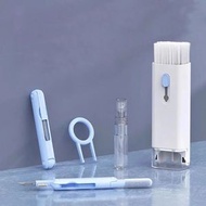 （藍色 ）多功能清潔刷適用日貨熱門電子產品 iPhone iPad MacBook PC AirPods 7合1清潔套裝 便捷電腦電話耳機全適用 清潔工具一應俱全