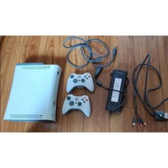 Used Xbox 360/Xbox 360 E/Xbox 360 slim 320G/500G/1T 95%new support HDMI and internet ,3 usb link  [secondhand]