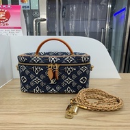 Lv vanity since 1854
