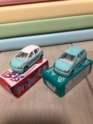Tomica toyota vitz x 2