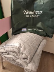 Simmons Beautyrest 舒柔毛毯