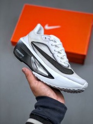Nike Air Zoom Tempo NEXT% 運動鞋