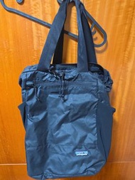 Patongonia ultralight black hole backpack