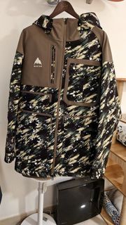 Burton XXL 迷彩滑雪外套