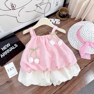 X77(Tặng mũ) Bộ quần áo bé gái Set áo 2 dây hoa tulip quần bí cho bé gái