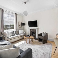 โรงแรม 2-Bed by Natural History Museum - Lift - Sleeps 6 - เคนซิงตันแอนด์เชลซี, ลอนดอน