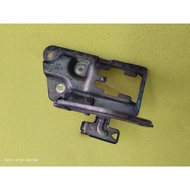 braket fius box L7 L9 kelisa kenari - original