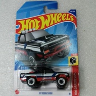 HW Hot Wheels 87 Dodge D100. Treasure Hunt Regular. Card DaredevilsHW. BFGoodrich. Plastic Tires