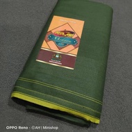 Kain pelikat jenama Atlas