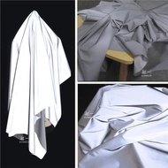夜視反光安全警示 創意羽絨服 亮銀色反光發光風雨衣設計師面料