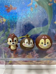 日本絕版奇奇蒂蒂軟膠擺設小水球撳會響叫。鋼牙與大鼻奇奇扭蛋公仔Chipndale