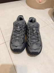 Hoka One One Vibram 行山鞋