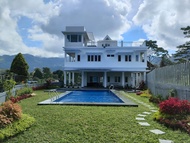 Villa 650 m² dengan 5 kamar tidur dan 4 kamar mandi pribadi di Puncak Pass (Villa Tamara)