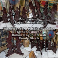 Tiang Bendera Pataka Ruangan Kantor Tatakan Motif Ukir Berkualitas