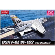 Academy 12521 F-8E Crusader VF-162 The Hunters Plastic Model