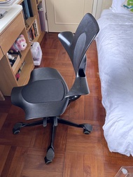 HAG Capisco Puls 8010 Ergonomic Office Chair