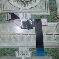 Samsung 24inch UA24H4100AR gold-plated TV screen cable to remove the device